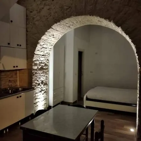 Monolocale Centro Storico Di פיצו
